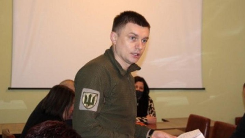 У Ковелі спіймали чиновника військкомату, який брав хабарі за «відмазування» від армії