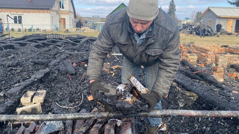Жодні цінні речі не збереглися: подробиці пожежі на Волині, під час якої згоріла церква