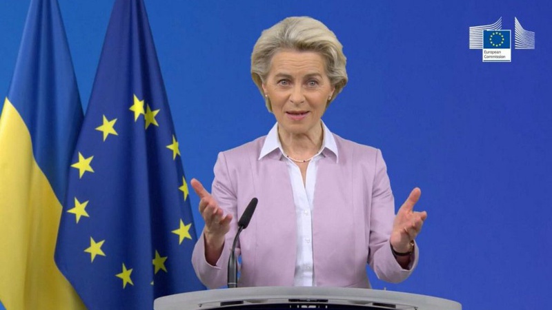 Глава Єврокомісії їде до Києва