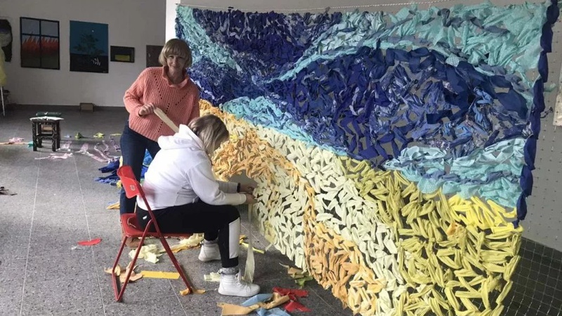 «Павутинка» для ЗСУ: як волиняни допомагають військовим бути невидимими. ФОТО