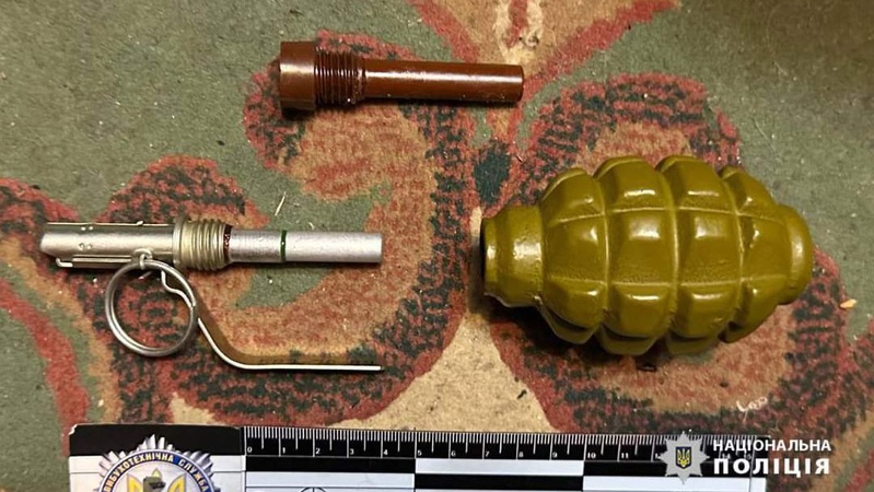 У волинянина поліцейські вилучили гранату