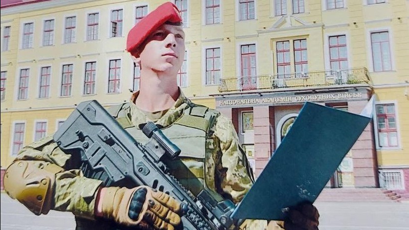 Півтора роки невідомості: волинянка досі шукає загиблого на війні сина