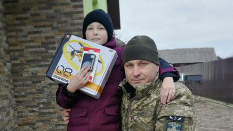 Другокласник з Волині віддав 3 тисячі гривень на тепловізор військовому