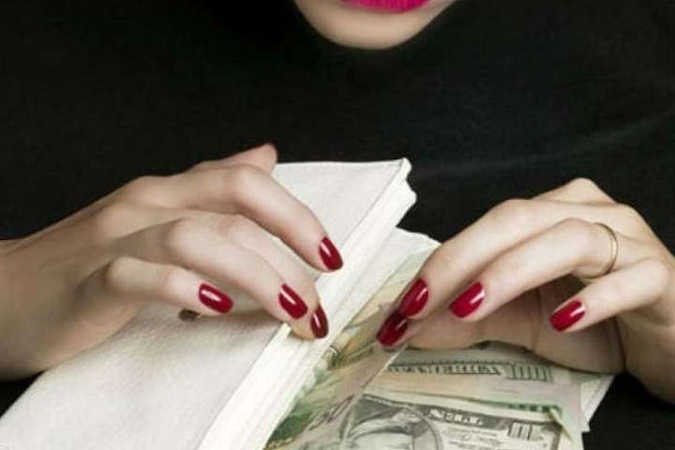 Волинянка продавала хімію: гроші отримувала, а товар не віддавала