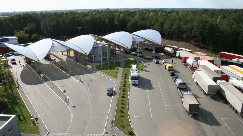 На кордоні більше не прийматимуть документи у «Дії»