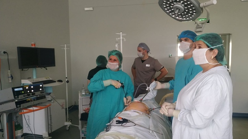 Волинянці медики видалили гігантську кісту без жодного розрізу