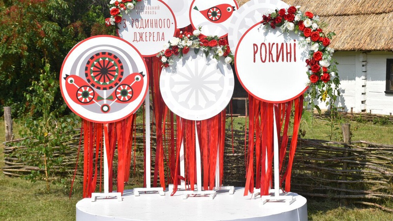 Оприлюднили графік руху автобусів до фестивалю «З родинного джерела»