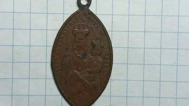 Музей волинської ікони поповнився медальйоном Римської ікони Богородиці