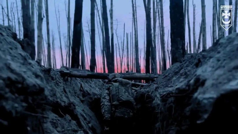 Російські загарбники припинили штурмові дії на одному з напрямків, – Генштаб