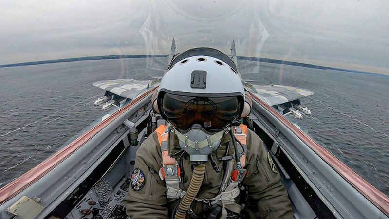 Українські льотчики вразили 9 районів зосередження окупантів і 2 позиції ЗРК ворога, – Генштаб