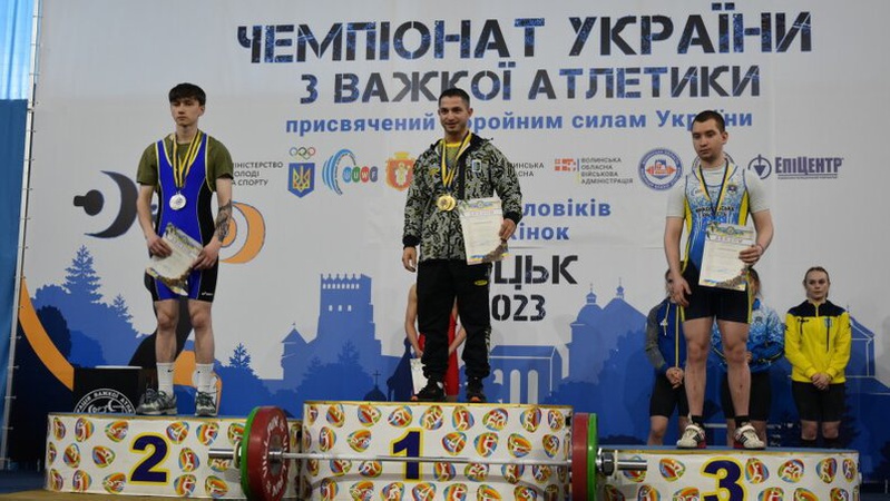 У Луцьку стартував чемпіонат України з важкої атлетики