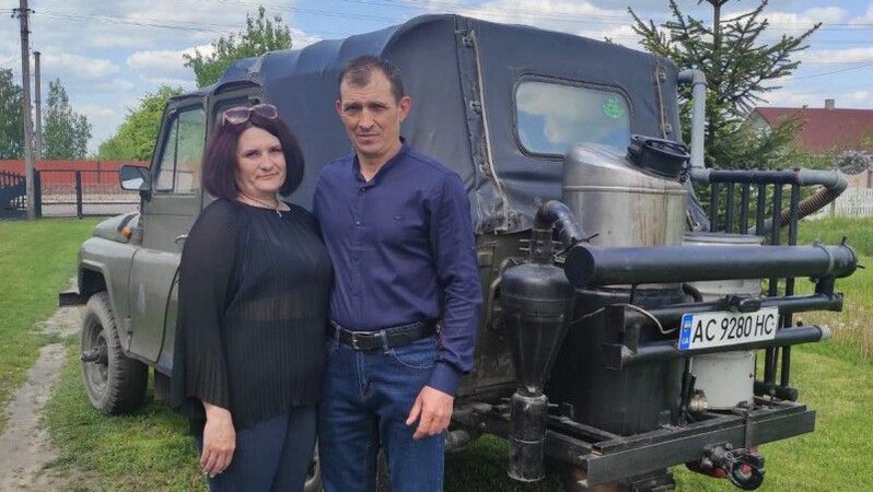 Волинський винахідник створив другий автомобіль на дровах