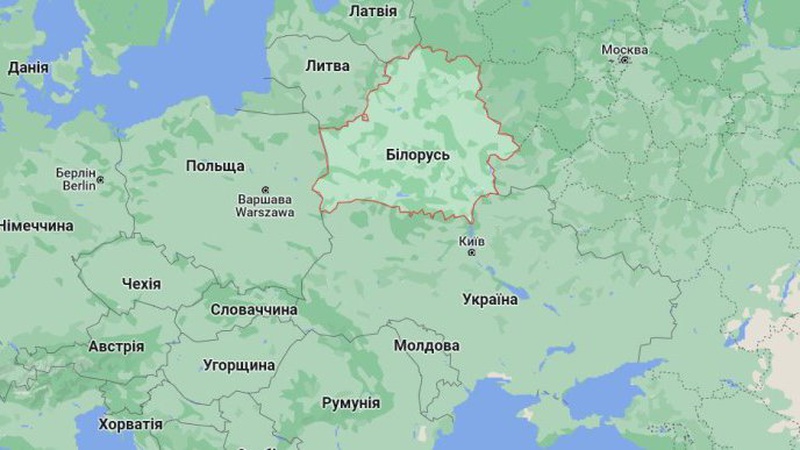 Лукашенко створює нове командування біля України, допускає війну