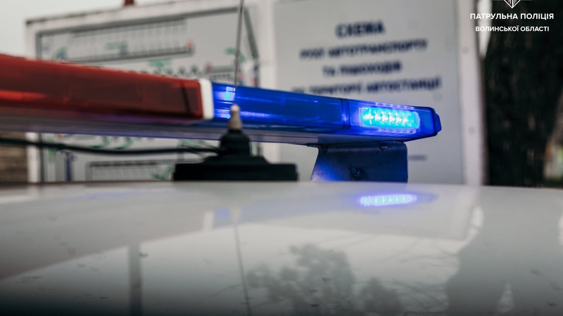 У Луцьку патрульні допомогли пенсіонерці, яка заблукала