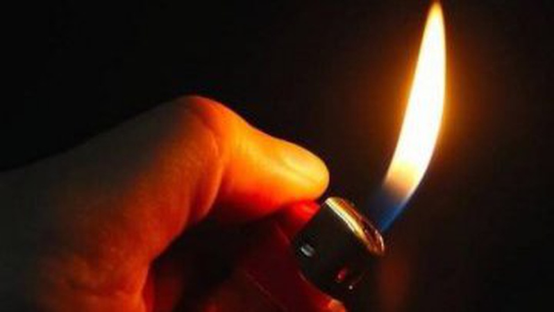 На Волині чоловік через ревнощі підпалив будинок співмешканки