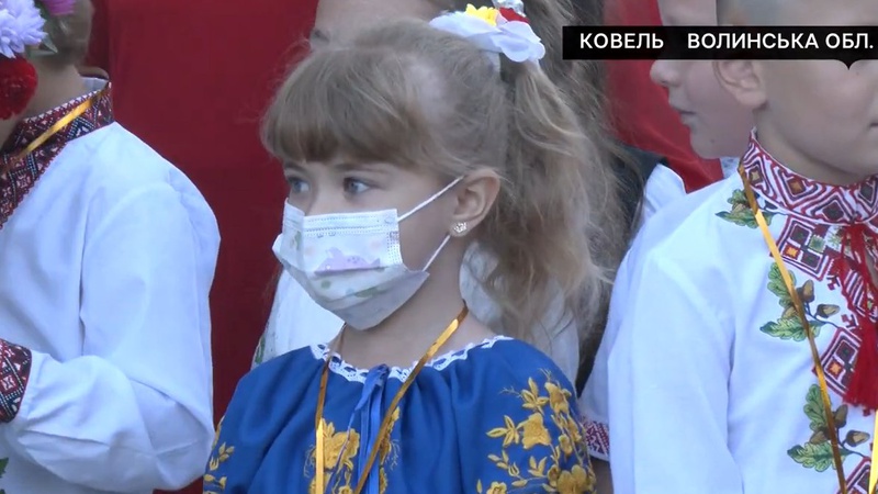 Дівчинка з Ковеля, якій нещодавно пересадили серце, пішла у перший клас