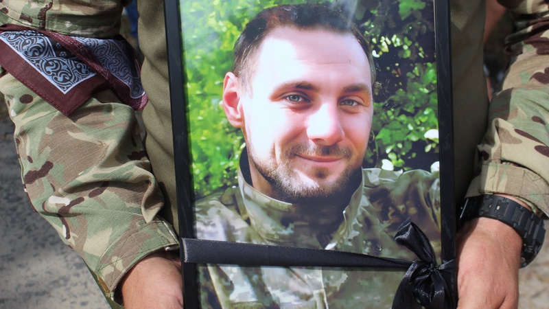 На Волині провели в останню путь загиблого воїна Сергія Коська