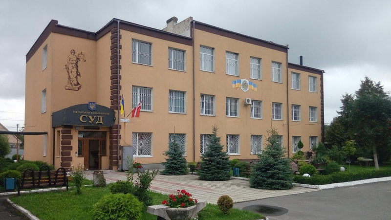 Священник Московського патріархату на Волині відсудив у чоловіка 5 тисяч за удар кулаком в обличчя