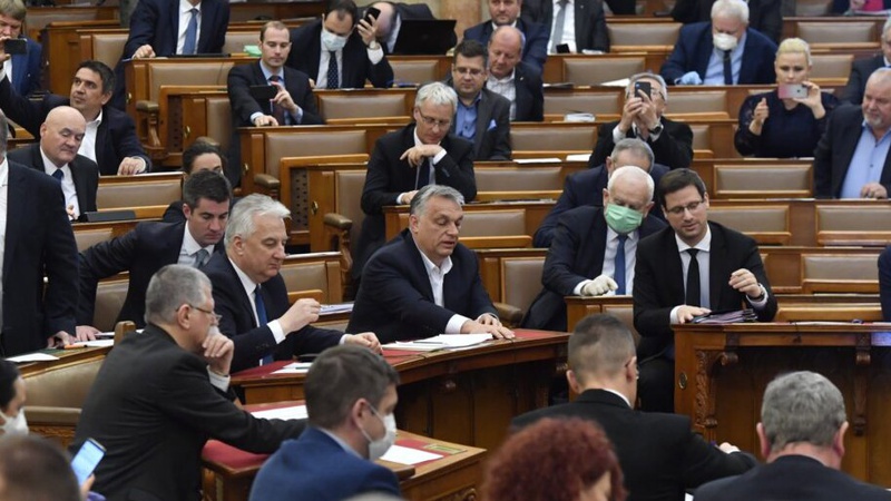 Парламент Угорщини відклав голосування щодо вступу Фінляндії та Швеції до НАТО