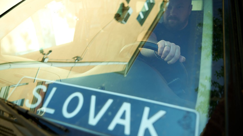 «Стихає бій - і чуєш, як співають пташки»: ветеран з Луцька, який втратив обидві ноги, про війну