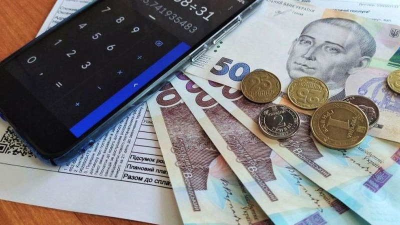 Підвищення тарифів у квітні: що буде з цінами на світло, газ та воду