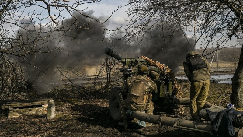 Бої у Бахмуті: ЗСУ посилили позиції у місті, окупанти контролюють до 30% території