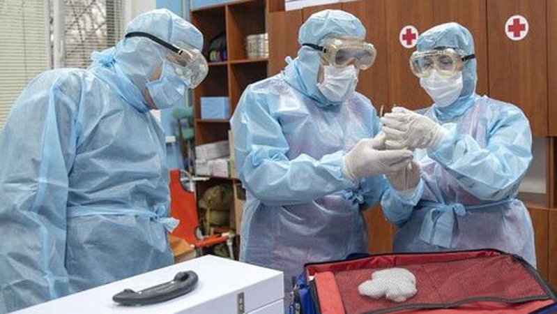 В Україні понад 17 тисяч нових випадків COVID-19 за добу