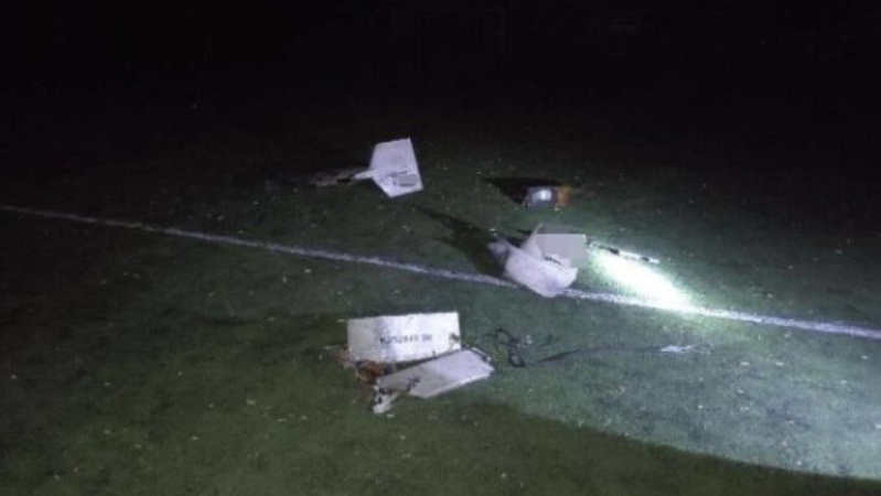 Кияни показали уламки дронів, які їм прилетіли у вікна