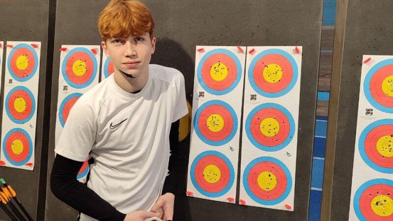 Назар Собуцький став першим на Волині Майстром спорту України зі стрільби з лука