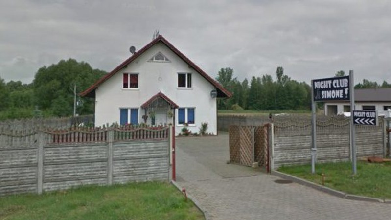 Засудили двох волинян, які постачали українок у польський бордель