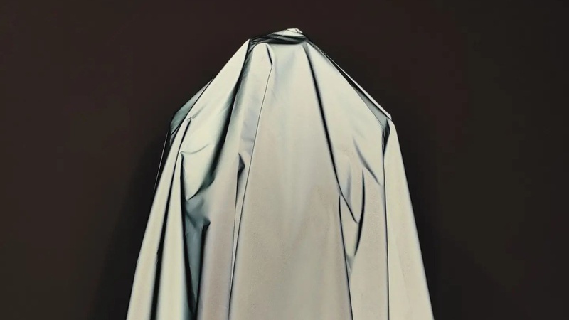 Луцька дизайнерка запустила виробництво світловідбивальних жилеток