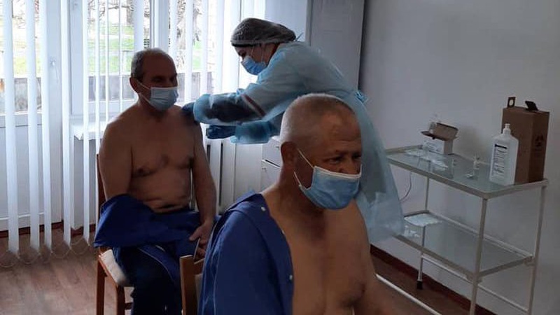 На Волині розпочали щеплювати вакциною Pfizer