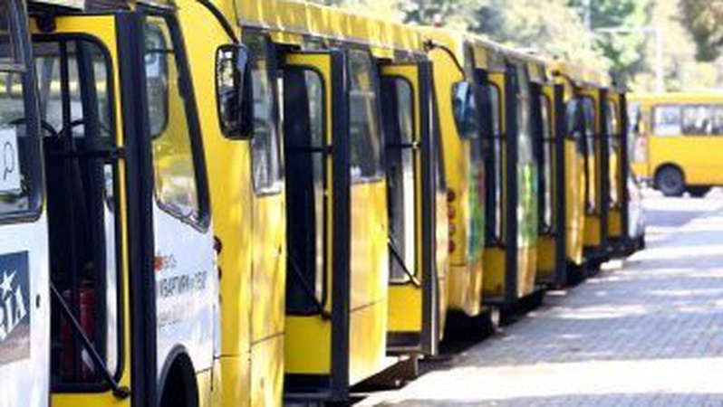 Як курсуватиме транспорт на Провідну неділю у Луцькій громаді