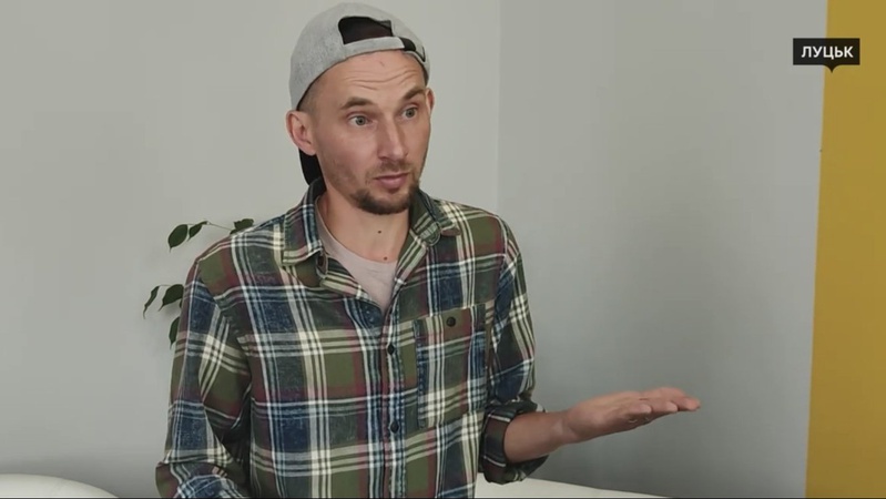 Лікар з Волині випадково дізнався, що «очолює» осередок забороненої в Україні партії