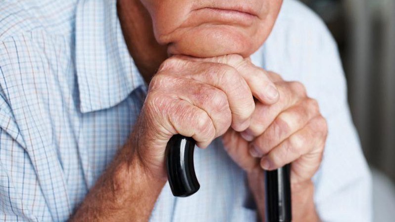 Пенсіонер з Волині віддав 10 тисяч за муляж бензопили