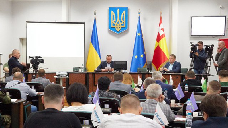 Як депутати Луцької міської ради ходять на сесії