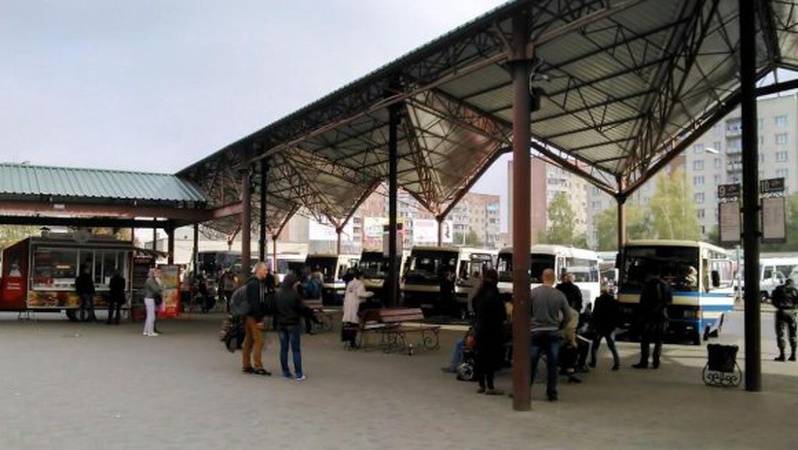 У Луцьку підприємець хоче викупити землю на автостанції під забігайлівкою