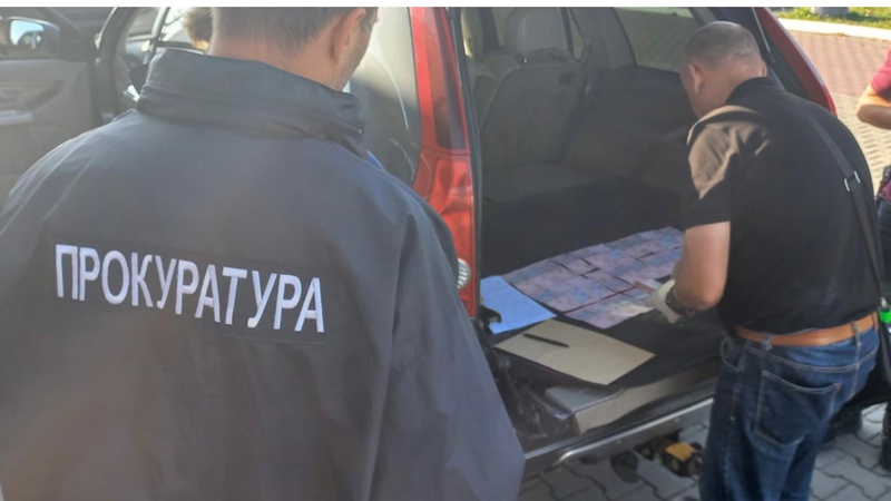 Вимагав хабар 56 тисяч гривень: на Волині судять керівника державного підприємства. ФОТО