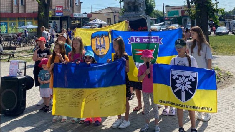 Більше двох мільйонів гривень на ЗСУ: юні волиняни збирають кошти на Перемогу