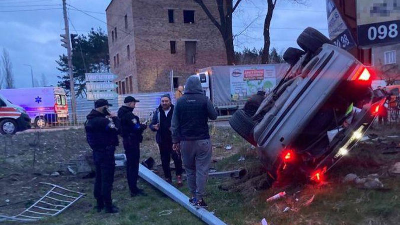 У Ковелі водій авто протаранив стовп