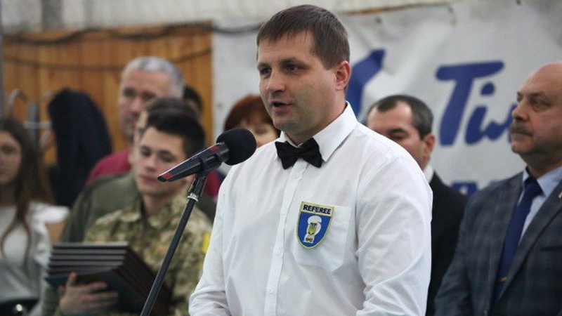 Відомо, хто в Луцьку продавав «гуманітарні» авто через фонд Юрій Гупала