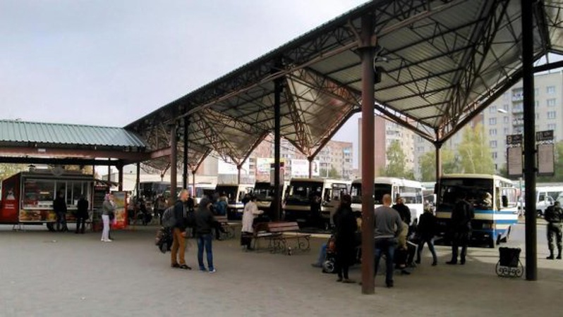 Від сьогодні на міжобласні перевезення не продають квитків без документів