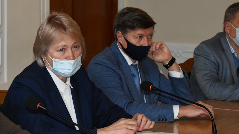 Заступниця міністра приїхала до Луцька, щоб з’ясувати, чому закрили спортшколу