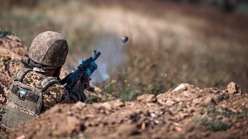 Окупанти на Бахмутському напрямку посилюють щільність мінних загороджень, – Генштаб