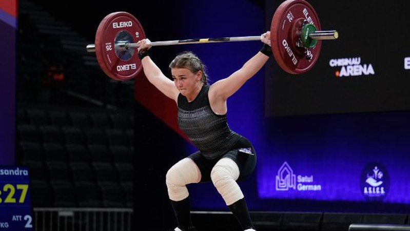 Юна штангістка з Волині завоювала три медалі Чемпіонату Європи. ФОТО