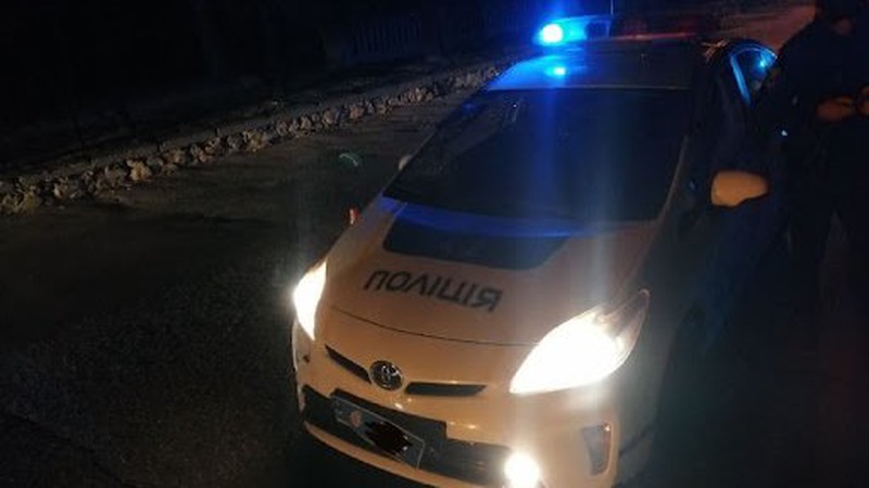 У селі на Волині поліцейські на службовому авто збили чоловіка: він помер у лікарні