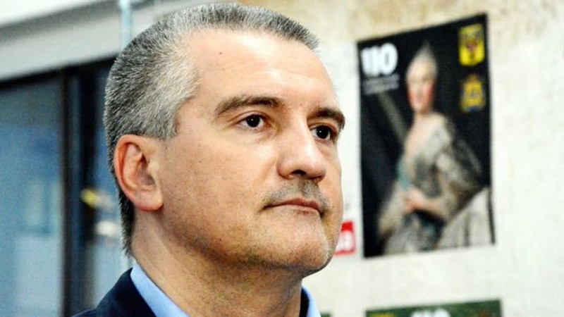 Аксьонов пропонує відбирати в українців майно в росії та в Криму