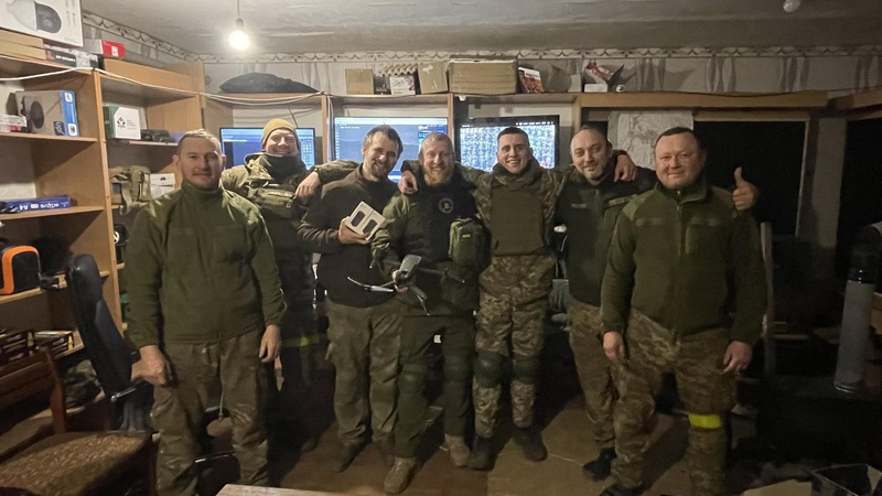 Хлопцям з Луцька, які захищають Бахмут, збирають гроші на безпілотники