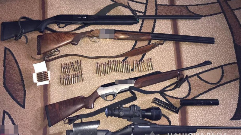 На Волині житель Київщини переробляв зброю і незаконно нею торгував