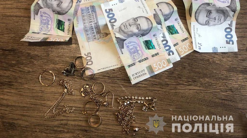 Крадійка винесла з хати на Волині гроші і коштовності на 30 тисяч. ФОТО
